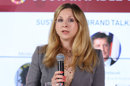  Julia Andras, LGP Law Attorneys