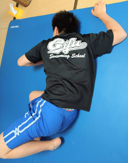 肩関節の痛み　姿勢　肩甲骨　肩甲骨痛み　背中の痛み　野球肩の原因　野球肩原因　野球肩治し方　野球肩体操　野球肩ストレッチ　野球　野球肩　肩が痛い　ピッチャー　リトルリーガーズショルダー　腱板損傷　投球傷害　水泳　競泳　腰痛　分離症　分離すべり症　水泳肩スイマーズショルダー　水泳肩　スイマーズショルダー治療　スイマーズショルダー治るのか　岐阜　岐阜市　岐阜市茜部　岐阜市東鶉　岐阜市南鶉　岐阜市中鶉　岐阜市柳津町　羽島市　羽島郡　笠松町　岐南町　茜部　鶉　東鶉　中鶉　南鶉　柳津　笠松　
