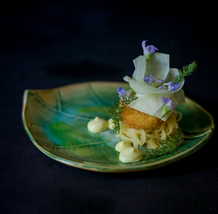 Kohlrabi, Kohlrabi Gericht, Minzmayo, Basilikum-Mayo, Minze, Kohlrabi Fettucini, panierter Kohlrabi, vegetarische Küche, Fine Dining, schnelle vegetarische Küche, vegetarisches fine dining, Gourmetküche für zu Hause 