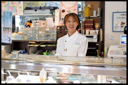 ケーキハウス『ニルス』の店内写真