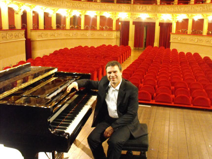 concerto del 5-5-2012 al teatro Alfieri di Asti