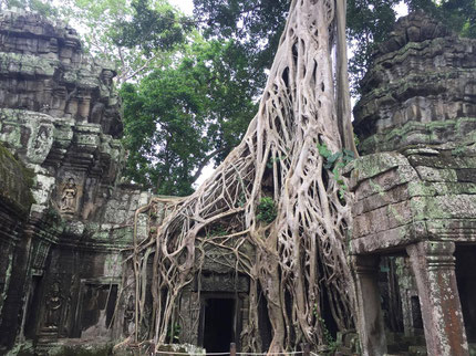 タプローム寺院