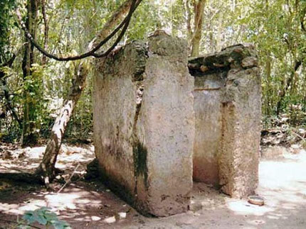 Tomb close to the Mosque.