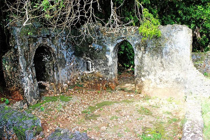 The small mosque at the big well.