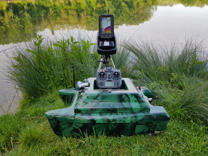 XR310,Toslon XR500,XR500 autopilot. Carp Pilot pro,onderwatercamera,Ultimate Stealth Cam Dubbele,Toslon,TF520,Ultimate Stealth cam,voerboten,baitboats,visvinder,fishfinder,visvinders,Toslon TF740,karper,Raymarine pro5,3DCarps ,voerboot,xr500