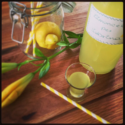 Limoncello fatto a casa. Salute!