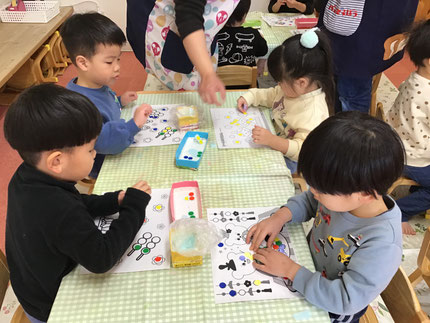 色にこだわったり、貼る順番を考えたりして自分だけのものが仕上がりました。