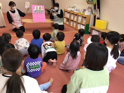 今日はひな祭り会でした。