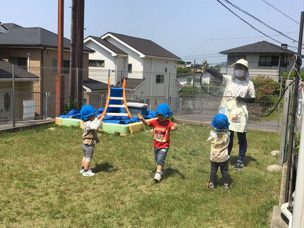 最後はミストを浴びました。「うわぁ！雨みたい！」とみんな両手を上げて喜んでいました。