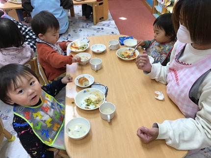 「かぶ、あった！」とうれしそうに食べていました！