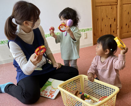 先生の歌に合わせて好きな楽器を鳴らしてみたよ。