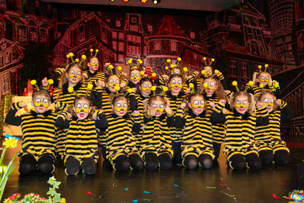 Bienen-Tanz der Minis