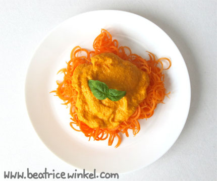 Beatrice Winkel - carrot pasta with pepper cashew sauce