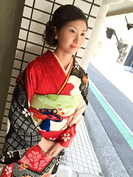 和装のヘアセットにも前髪編み込みヘアセットはとっても似合うんだよ