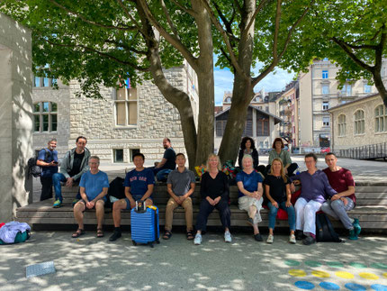 Gruppenfoto nach dem Taiji-Training nahe der Bäckeranlage Zürich