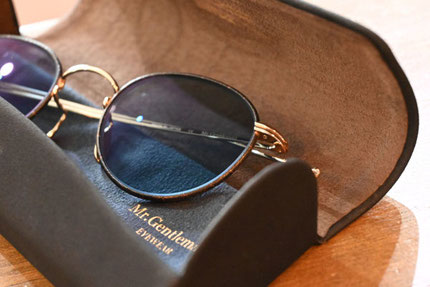 ◎フレーム：Mr.Gentleman EYEWEAR／PENTARO　◎レンズ：TALEX／EASE BLUE