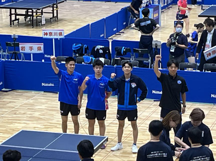 少年男子優勝(大森監督、𠮷元、伊藤、川上各選手)