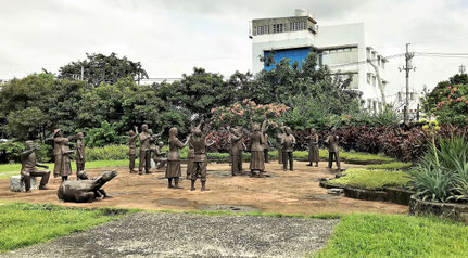 Image Link to List 1 of Expressions Segundo Video Pilipinas which Contains Seven Videos about Subic Bay Freeport Zone, The Garden in Cuidad de Victoria, Bougainvillea spectabilis and Pugad Lawin on Expressions website