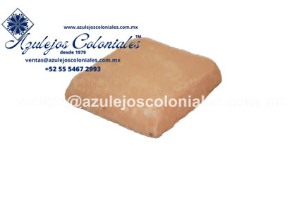 <img src="Loseta Cuadrada de Barro Claro al Natural.jpg" alt=" Loseta Cuadrada de Barro Claro al Natural hecha en México 100% a mano" />