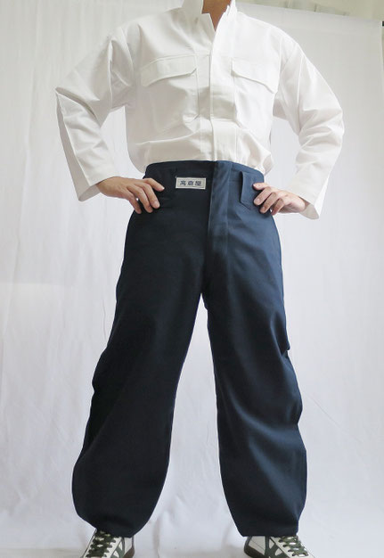 職人さん必見!プロ仕様のこだわった鳶服、工具、安全靴なら 職人さん必見!プロ仕様のこだわった鳶服、工具、安全靴なら