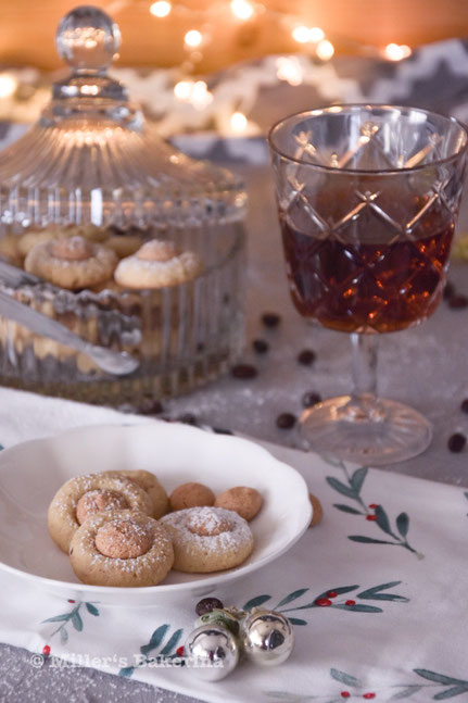 Amaretti - Kaffee - Kissen
