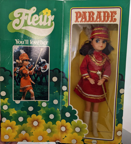 My boxed Parade Fleur with Aerobic facemold.