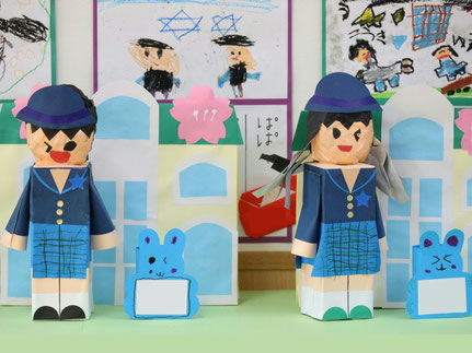 製作物（冬服を着た園児）
