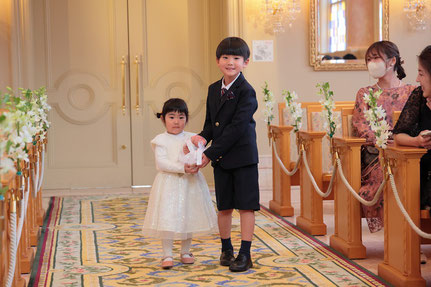 リーガロイヤルホテル大阪、大阪-神戸-京都での結婚式持ち込み、外注カメラマンは結婚式moviesへお任せください- 記録ビデオ撮影-撮って出しエンドロール-写真スナップ撮影が40000円から
