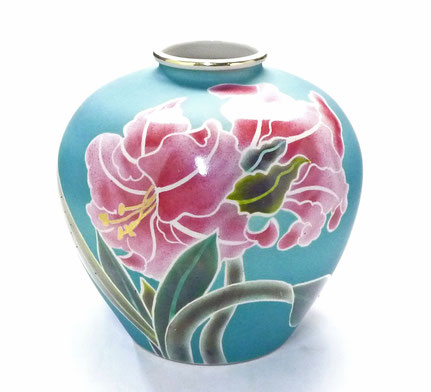 九谷焼通販 おしゃれな花瓶 花器 ピンク カトレア 正面の図