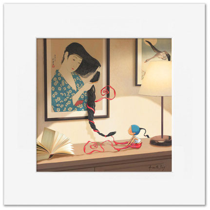Timeliot joue avec la natte d'une femme qui sort d'une estampe japonaise