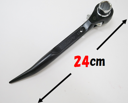 足場クランプ（17mm側：M10ボルトナット・W3/8ボルトナット）と鉄骨クランプ（21mm側：M14ボルトナット・W1/2ボルトナット）の作業で、ボルトナットのサイズにジャストフィットするよう設計された、全く新しい仕様のラチェットレンチ!