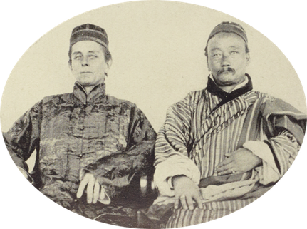 Lama Kazi Dawa-Sandup and W. Y. Evans-Wentz in 1919