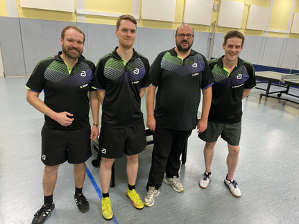 Die siegreiche dritte Mannschaft (v. l. M. Baldauf, P. Stobbe, S. Klimek und S. Scharrenbroich)