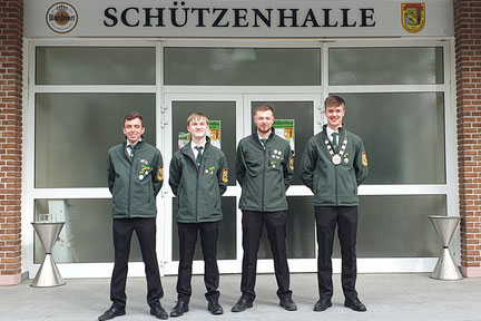 Der Herbramer Jungschützenkönig und seine Prinzen (v.r.): Tim Schröder, Manuel Beckmann, Lucas Vogt und Sören Michaelis