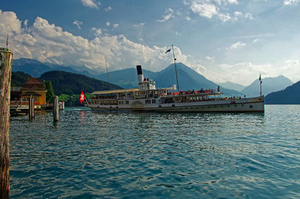 Lucerne top things to do - Ship Cruise - Copyright  Jason