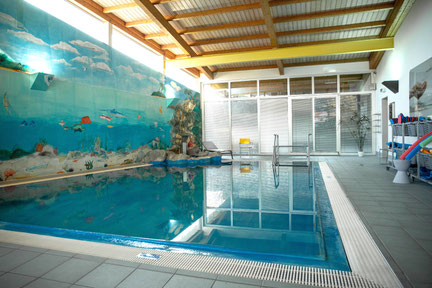 Therapeutische Bewegungsbäder im Schwimmbadbereich