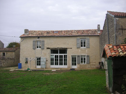 Façade : rejointoiement de la façade à la chaux