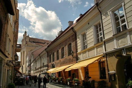 Vilnius top things to do - Pilies Street - Copyright  jo.sau 