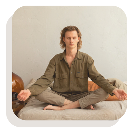 séance de méditation en entreprise pour apaiser l’esprit et réduire le stress au travail
