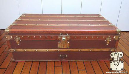 Louis Vuitton cabin trunk - vuittonite Year: around 1910   Exterior: Brown vuittonite canvas