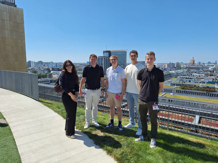 Melina, Florian, Matti, Paul und Lenny zu Besuch in Berlin (v.l.)