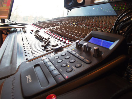 La console di Purerock Studio a Brindisi