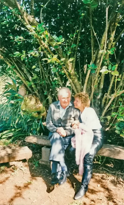 2001 Avatar's Abode Anniversay - John with Jasmine Fricker ; Photo taken by George Fricker