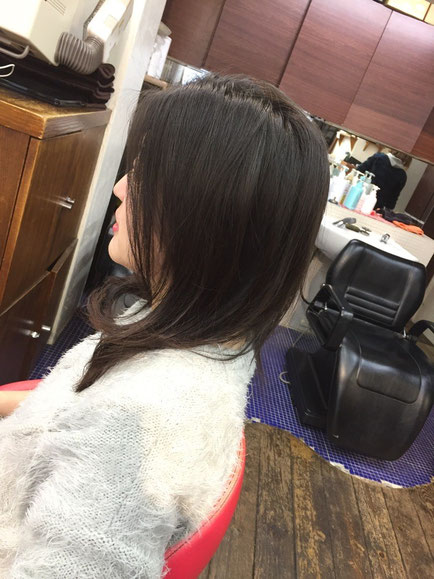 横浜・日吉・菊名・美容室☆女性の笑顔を作る専門家☆美容家 奥条勇紀 デジパーで愛されモテ髪ヘアーに・・・セットのコツは床に平行にモミモミ