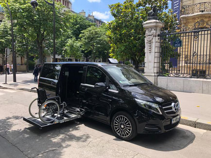Mercedes Classe V accès latéral