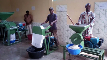 Akom II Usine de transformation de manioc