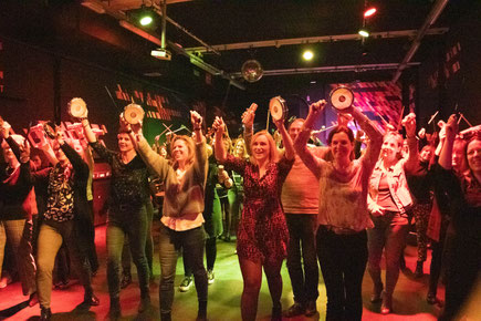 Een percussie workshop voor elke leeftijd bij Brapewo