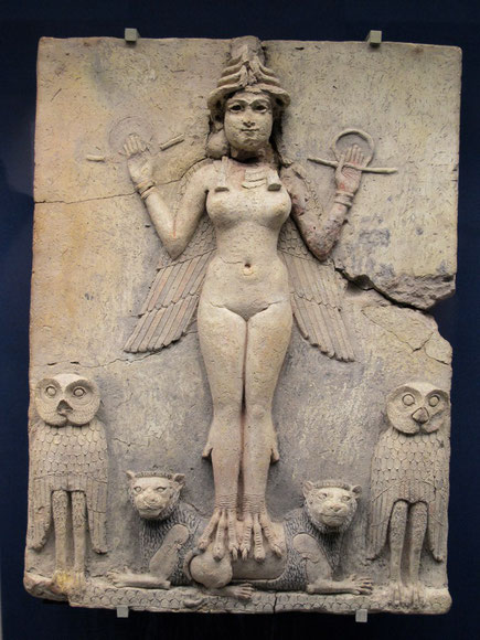 La dea fenicia Astarte, Ishtar per i Babilonesi, Tanith per i cartaginesi e Al-Lat per i Nabatei
