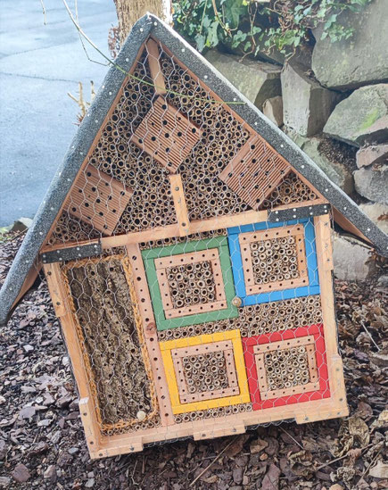 G6   Wildbienenbrutstätte € 325,00 / verkauft