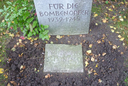 Grabstein auf dem Wahlershäuser Friedhof